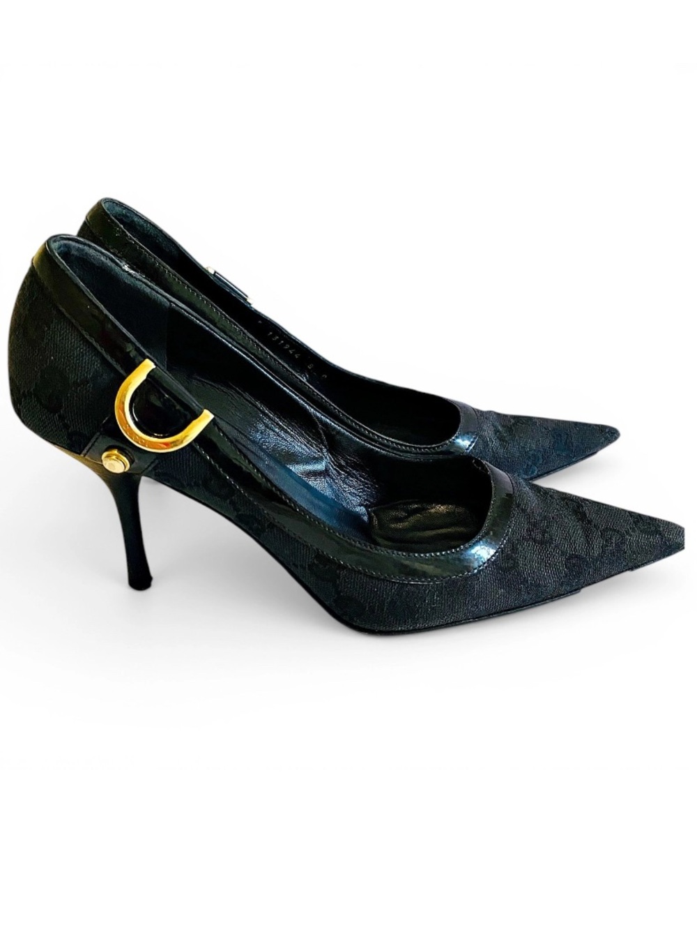 ๐๏ธ Gucci Authentic Vintage Black GG Monogram Canvas Pointed-Toe Pumps